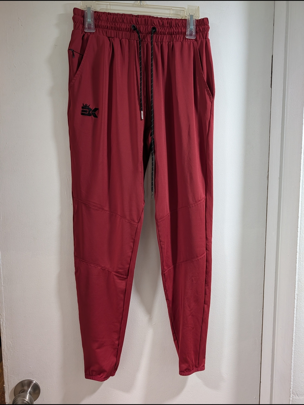 Brokig Maroon Athletic Jogger Pants with Drawstring